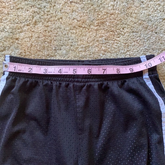Boy’s mesh athletic shorts - Picture 10 of 11